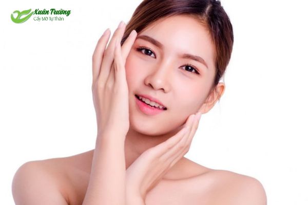 Gương mặt đầy đặn, trẻ trung sau khi cấy mỡ