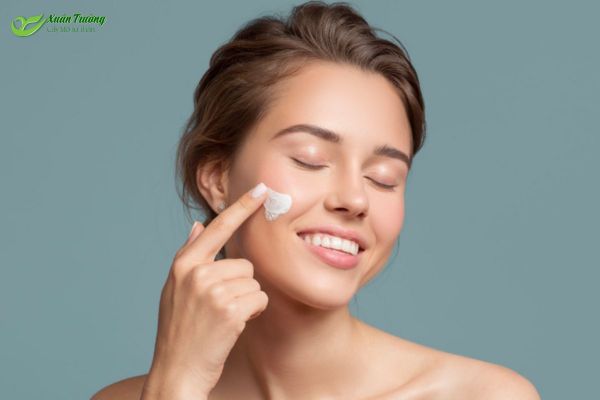 Chuẩn bị sức khỏe kỹ lưỡng trước khi làm đẹp.